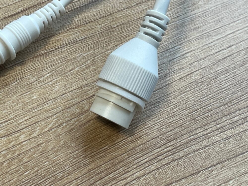 LANポートにリング